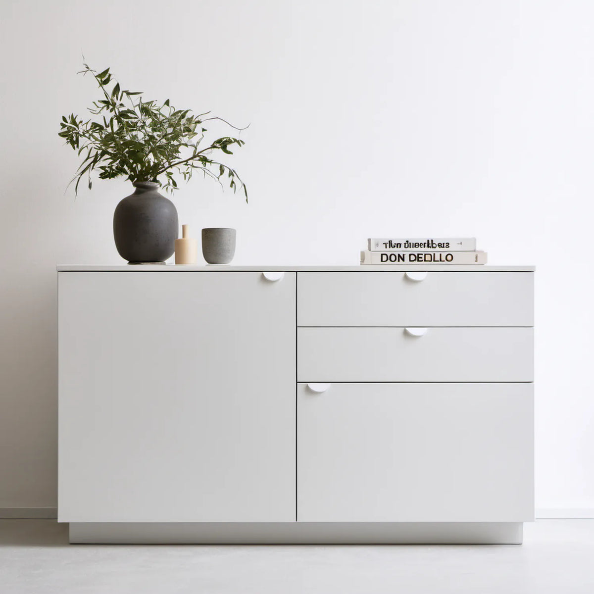 Biała matowa komoda z płyty MDF, 160 x 40 x 85 cm